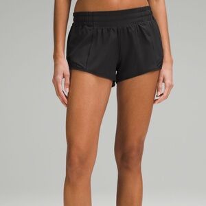 Lululemon Hotty Hot Low Rise Lined Short 2.5” Black Size 4